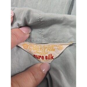 1960s Castle Peak Silk Blue Button Shirt Womens 36 True Vintage Textile Pastel